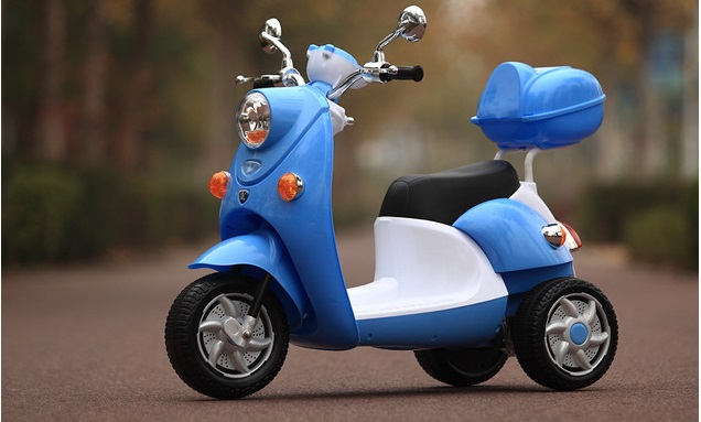 xe máy điện trẻ em Vespa cực sang chảnh cho bé 3