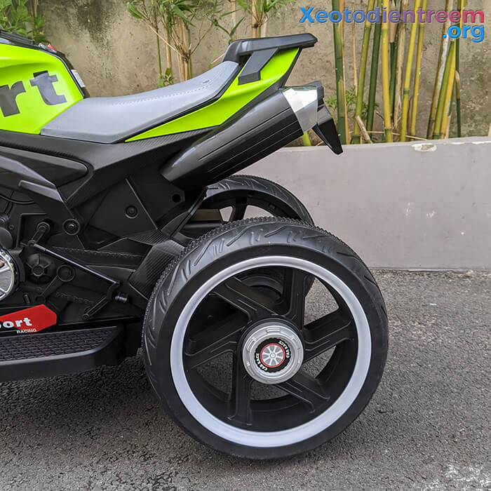 Xe moto điện 3 bánh cho trẻ FB-6886 16
