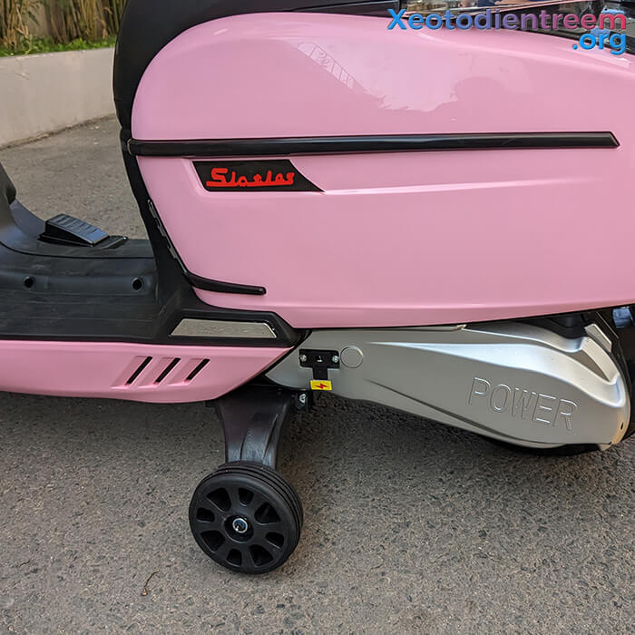 xe máy Vespa chạy điện cho trẻ em T08 18